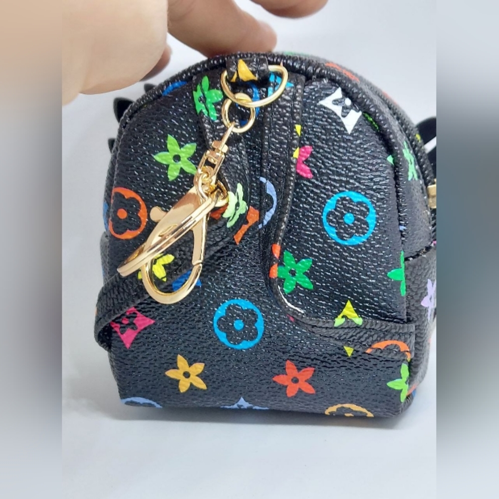 Keychain - Picture 2 of 7